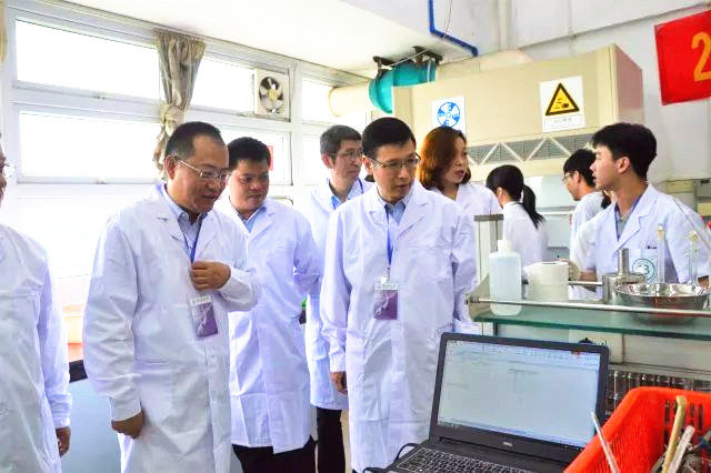 日韩无码
学生荣获广东省生物化学实验技能大赛二等奖03.jpg