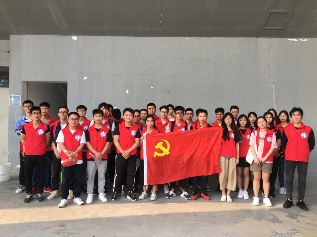 日韩无码
学生党支部开展-传承雷锋精神弘扬时代新风-主题党日活动1.jpg