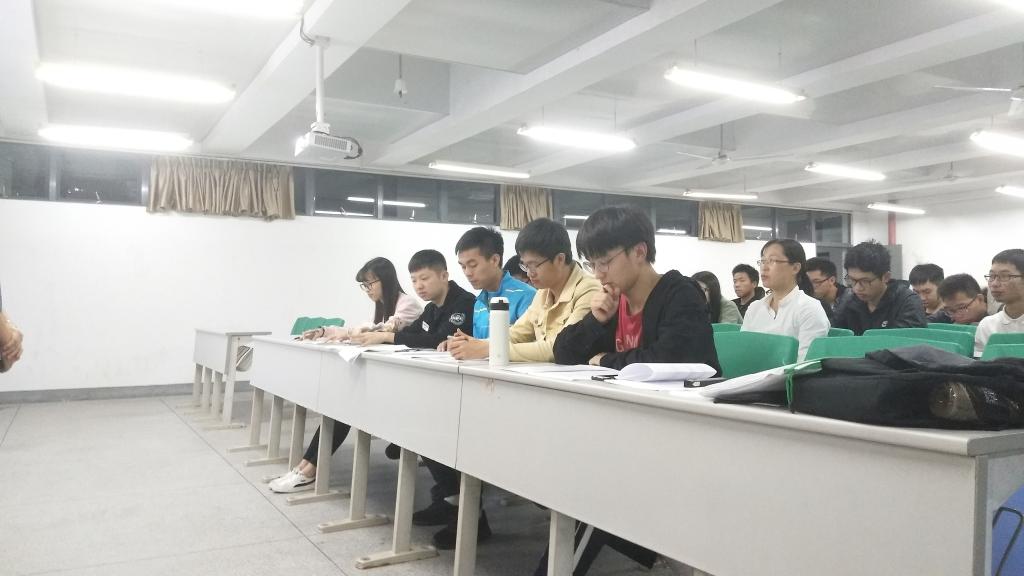 日韩无码
学生党支部顺利召开预备党员转正答辩大会2.jpg